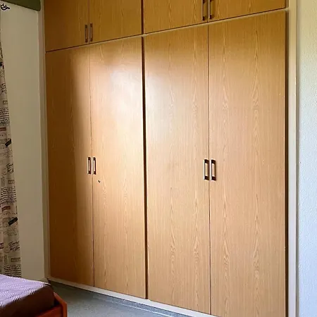 Forty Columns Flat Daire *